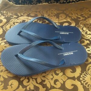 Blue Old Navy flip-flops. New